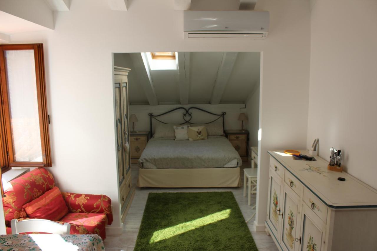 Tana Bianca Apartamento Trieste Exterior foto