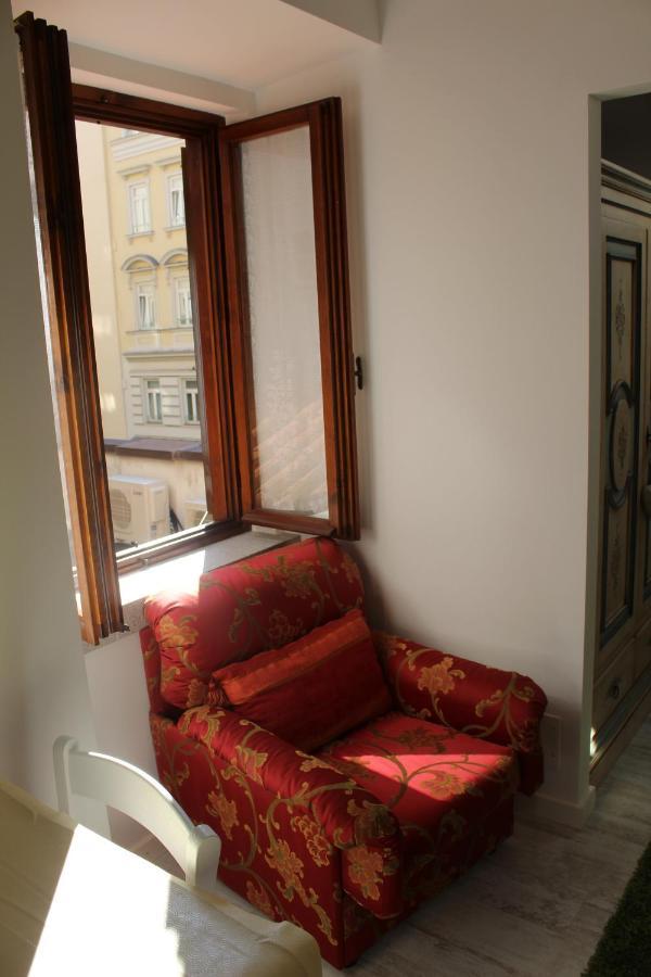 Tana Bianca Apartamento Trieste Exterior foto
