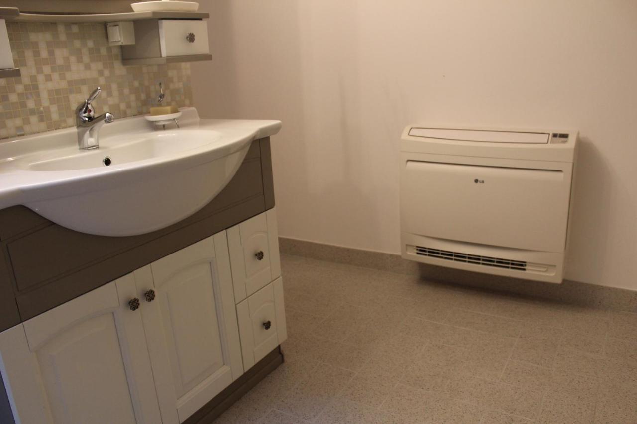 Tana Bianca Apartamento Trieste Exterior foto
