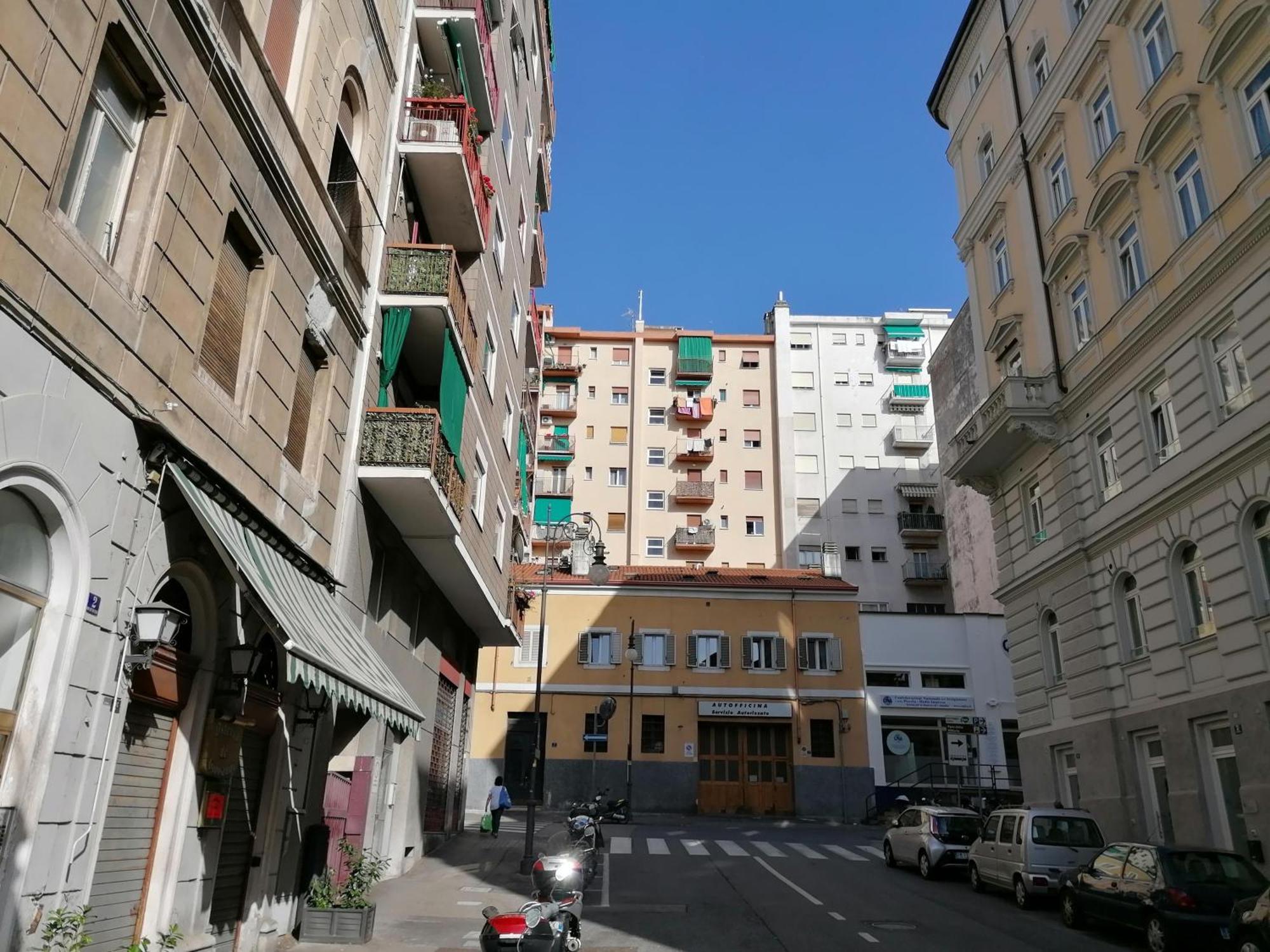 Tana Bianca Apartamento Trieste Exterior foto
